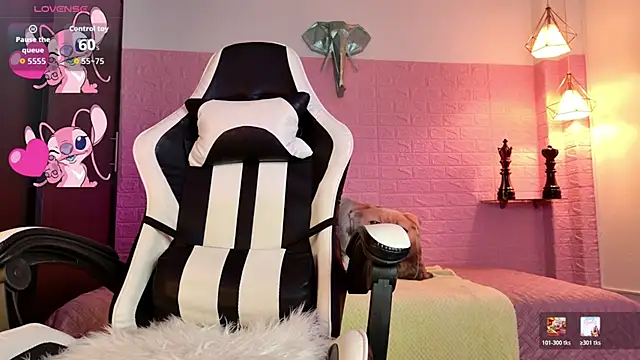 Dulce Stormy online show from February 20, 2026, 12:16 pm