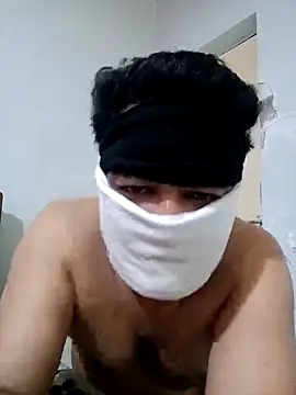 gujjuboysexy123 online show from February 18, 2026, 11:17 am