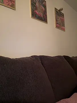 Snapshot of icelyne_2001 chatting on February 20, 2026, 6:26 am icelyne 2001 online show from February 20, 2026, 6:26 am