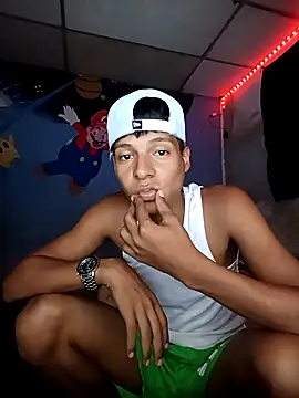 Snapshot of Sasuke-18_cm chatting on April 7, 2026, 2:12 am Sasuke-18 cm online show from April 7, 2026, 2:12 am