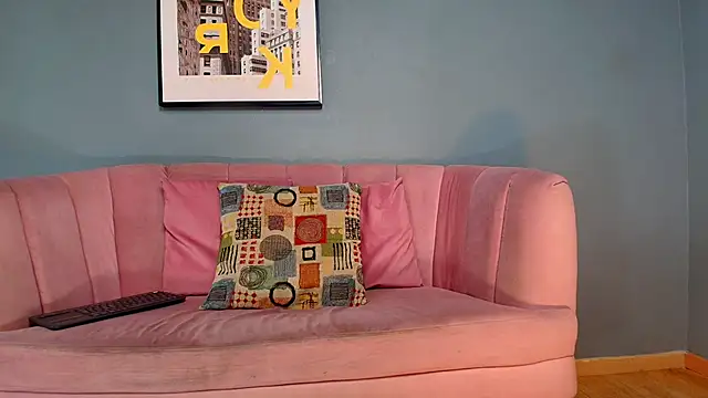 Vans Ross online show from February 9, 2026, 7:18 pm