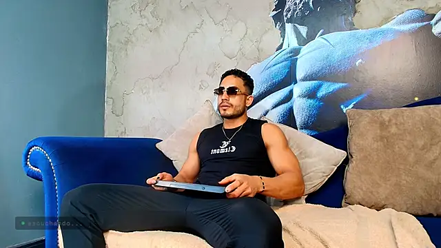 Snapshot of Vans_Ross chatting on April 30, 2026, 6:58 pm Vans Ross online show from April 30, 2026, 6:58 pm