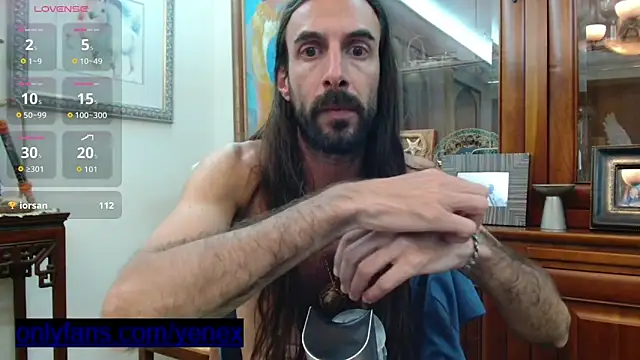 aircum99 online show from June 10, 2026, 12:11 am