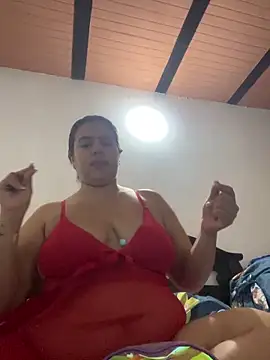 Julissa x online show from February 12, 2026, 12:00 pm