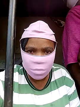 Snapshot of KAT_AND_DEE chatting on February 2, 2026, 2:27 pm KAT AND DEE online show from February 2, 2026, 2:27 pm