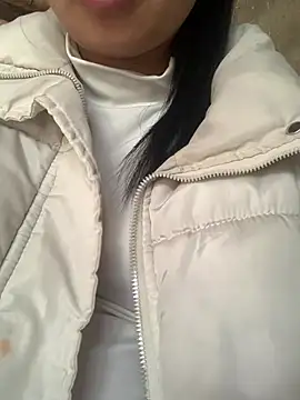 Suny-sexy online show from March 15, 2026, 8:53 am