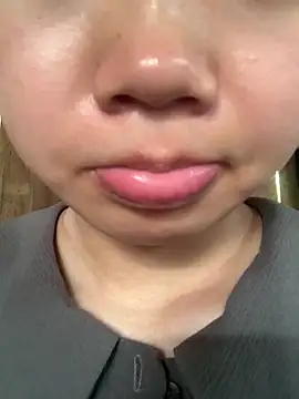Suny-sexy online show from April 8, 2026, 8:58 am