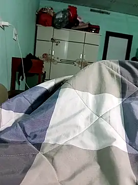 Snapshot of lylinhjim chatting on February 1, 2026, 4:49 pm lylinhjim online show from February 1, 2026, 4:49 pm