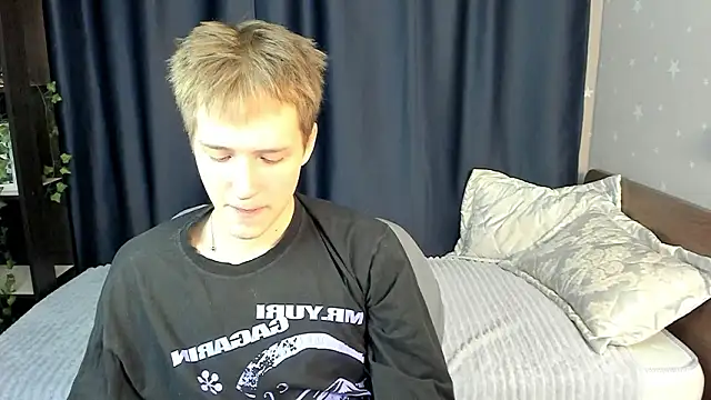 Snapshot of Kai_Milller chatting on January 18, 2026, 7:17 pm Kai Milller online show from January 18, 2026, 7:17 pm