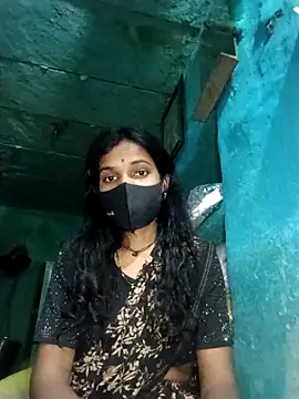 priyasharma899 online show from February 9, 2026, 4:55 pm