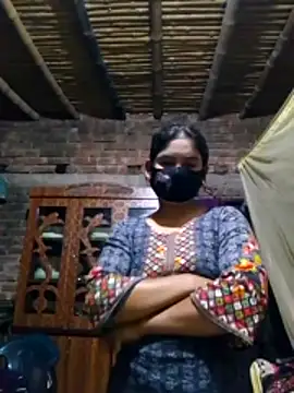 Hot Sweeti online show from March 3, 2026, 11:21 pm