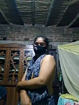 Hot Sweeti online show from March 12, 2026, 2:12 pm