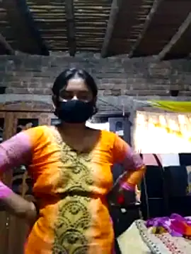 Hot Sweeti online show from April 10, 2026, 3:12 am