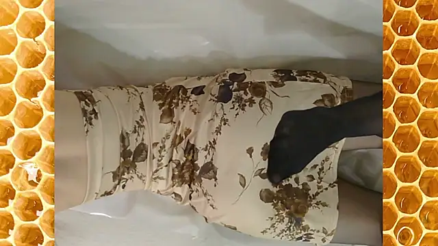 QueenoftheCats online show from January 18, 2026, 7:45 am