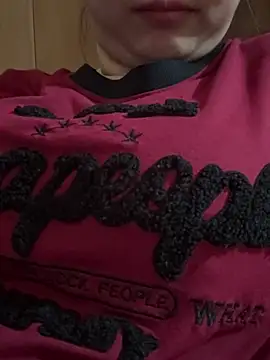 Donna9696 online show from April 12, 2026, 1:43 am