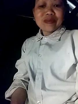 Sam-cute online show from April 16, 2026, 11:40 pm