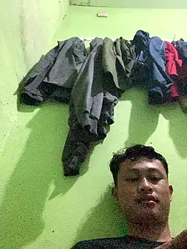 your boys13 online show from January 17, 2026, 5:49 pm