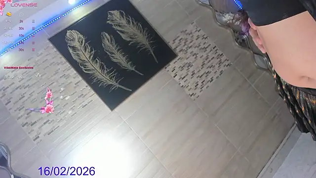 Snapshot of kaly_honey chatting on February 17, 2026, 10:05 pm kaly honey online show from February 17, 2026, 10:05 pm