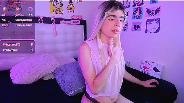 LuanRush  online show from April 16, 2026, 9:39 pm