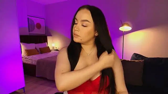 tinafox  online show from February 14, 2026, 8:11 am