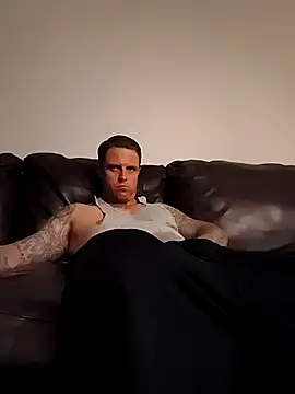 Snapshot of ThickaThuckDick07 chatting on April 24, 2026, 12:18 pm ThickaThuckDick07 online show from April 24, 2026, 12:18 pm