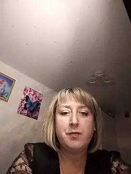 Yuliazozulia12 online show from January 16, 2026, 4:33 pm