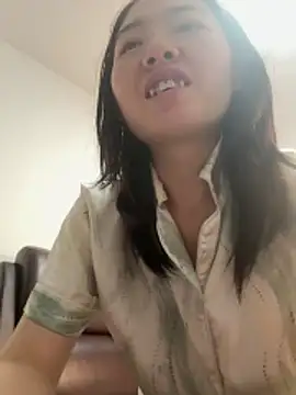 Cheating-wife online show from May 24, 2026, 9:14 am