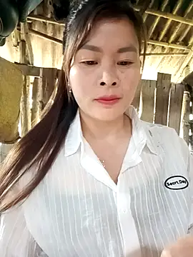 Bling sexy online show from March 16, 2026, 1:44 am