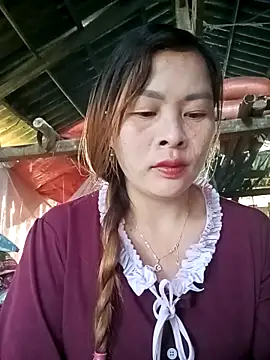 Bling sexy online show from April 3, 2026, 12:30 am