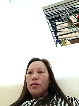 Jooj- online show from May 11, 2026, 1:39 pm