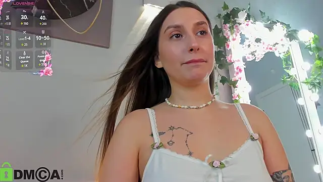 Snapshot of Celine_Coello chatting on February 18, 2026, 4:19 am Celine Coello online show from February 18, 2026, 4:19 am