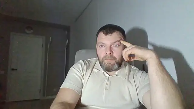 Hot Adonis online show from January 31, 2026, 7:11 pm