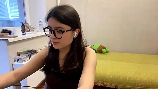 Snapshot of SaintMari chatting on June 28, 2026, 3:18 pm SaintMari online show from June 28, 2026, 3:18 pm