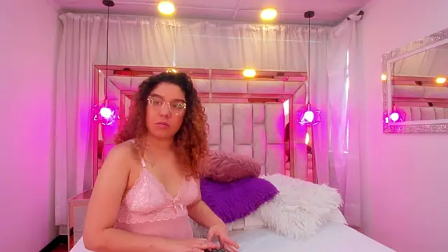 AllisonAdams  online show from March 29, 2026, 11:54 am