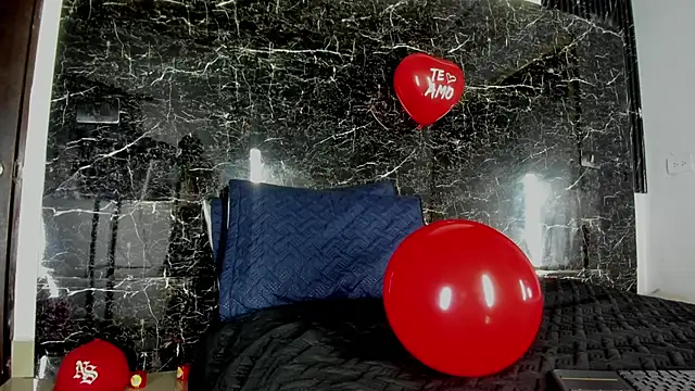 Snapshot of Karla_logan chatting on February 15, 2026, 3:58 am Karla logan online show from February 15, 2026, 3:58 am