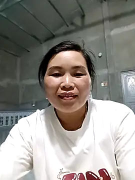 nana nana99 online show from May 15, 2026, 3:52 pm