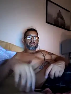 Tattoos77 online show from June 11, 2026, 2:33 am