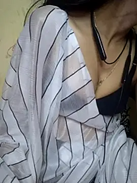 Snapshot of annugirl chatting on February 7, 2026, 6:22 pm annugirl online show from February 7, 2026, 6:22 pm