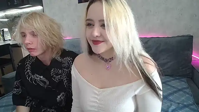 fray and lilla online show from March 17, 2026, 8:28 am