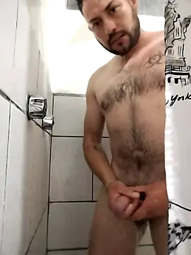 Alexxxandrino online show from January 19, 2026, 4:27 am