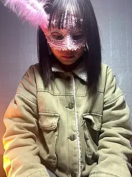 Lata-cute online show from February 26, 2026, 1:04 am