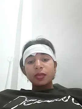 Cute-Natashaa online show from March 3, 2026, 4:35 pm