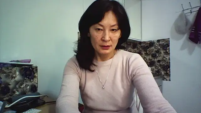 bella2322 online show from February 13, 2026, 4:52 am