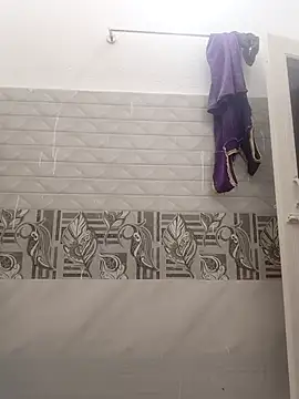 Hot-Tinaa online show from March 30, 2026, 6:03 am