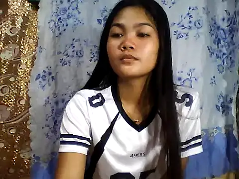 PinaySkinnyJust18 online show from February 2, 2026, 10:41 pm