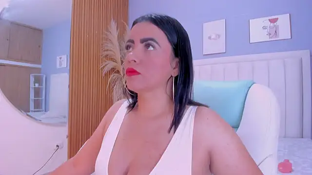 Snapshot of helen_jonesx chatting on February 11, 2026, 12:10 pm helen jonesx online show from February 11, 2026, 12:10 pm