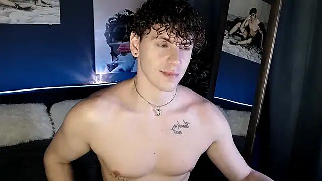 Snapshot of TylerGibson chatting on July 18, 2026, 7:17 pm TylerGibson online show from July 18, 2026, 7:17 pm