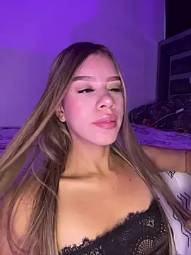 BellaMoon  online show from March 1, 2026, 5:48 pm