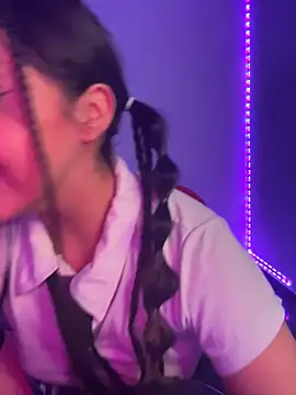 laraa rous online show from March 12, 2026, 12:06 am