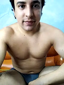 Snapshot of AxelWhitte chatting on February 20, 2026, 6:08 pm AxelWhitte online show from February 20, 2026, 6:08 pm